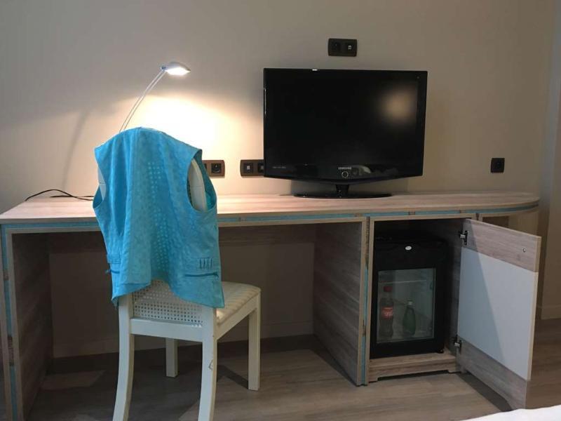 Best Western Plus Hotel Escapade Senlis Санлис Екстериор снимка
